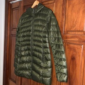 Uniqlo Puffy Coat